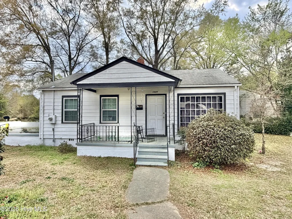 1025 E Caswell Street Kinston NC 28501