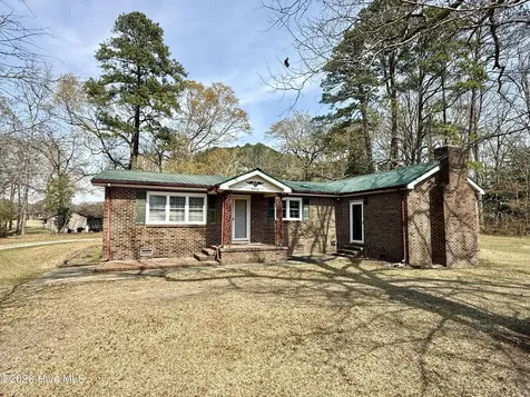 2996 Us Highway 64 W Plymouth NC 27962