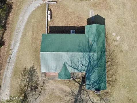 2996 Us Highway 64 W Plymouth NC 27962