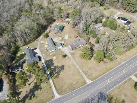 2996 Us Highway 64 W Plymouth NC 27962