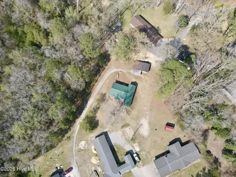 2996 Us Highway 64 W Plymouth NC 27962