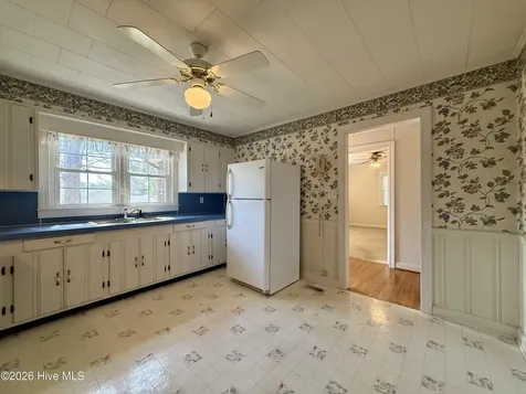 2996 Us Highway 64 W Plymouth NC 27962
