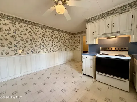 2996 Us Highway 64 W Plymouth NC 27962