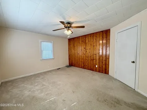 2996 Us Highway 64 W Plymouth NC 27962
