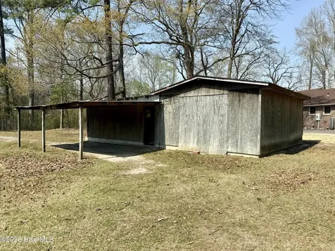 2996 Us Highway 64 W Plymouth NC 27962