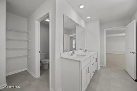 1116 Aviator Lane Ayden NC 28513