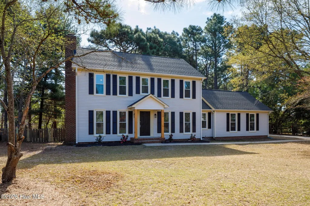 312 Edinboro Drive Southern Pines NC 28387