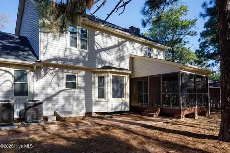 312 Edinboro Drive Southern Pines NC 28387