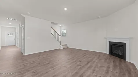 1107 Aviator Lane Ayden NC 28513