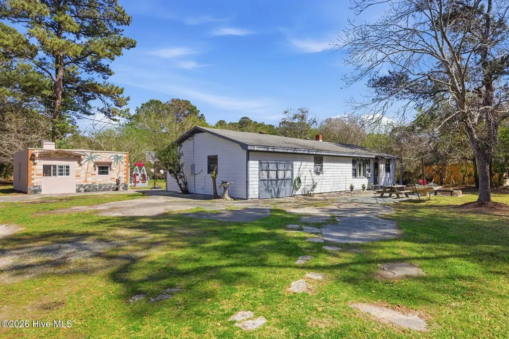 2006 Oakley Road Castle Hayne NC 28429