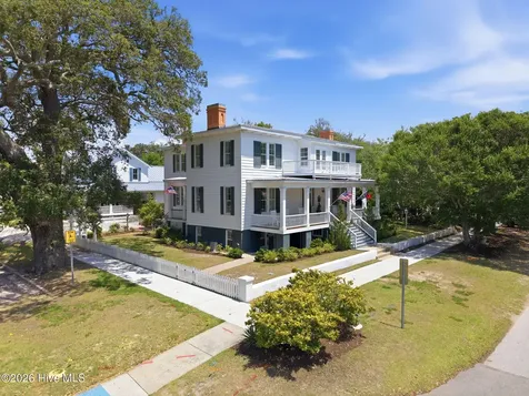 301 E Bay Street Southport NC 28461
