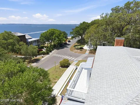 301 E Bay Street Southport NC 28461