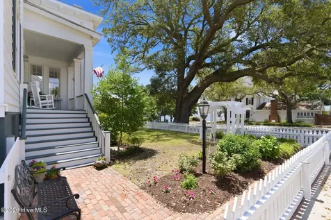 301 E Bay Street Southport NC 28461