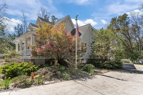 530 North Line Drive Hampstead NC 28443