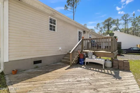 1221 Maple Road Southport NC 28461