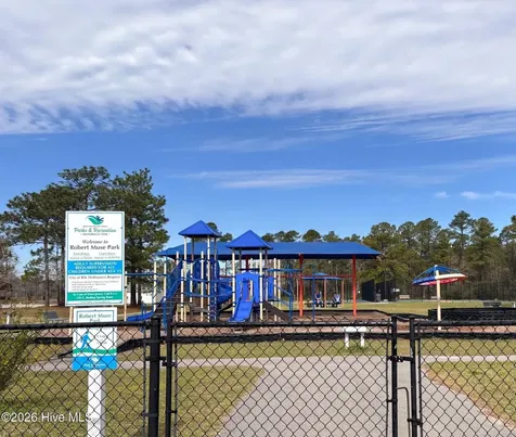 1221 Maple Road Southport NC 28461