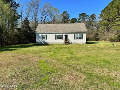 103 Meadowview Road Jacksonville NC 28540