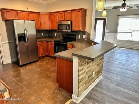 103 Meadowview Road Jacksonville NC 28540