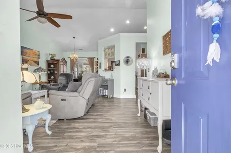 109 Candlewood Drive Hampstead NC 28443