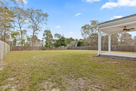 1616 Chadwick Shores Drive Sneads Ferry NC 28460