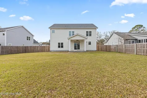 1616 Chadwick Shores Drive Sneads Ferry NC 28460