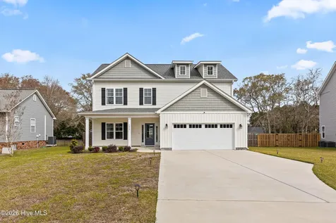 1616 Chadwick Shores Drive Sneads Ferry NC 28460