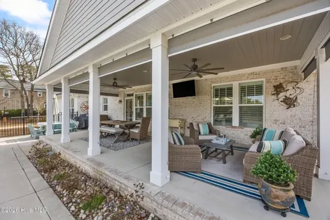 102 Olde Point Loop Hampstead NC 28443