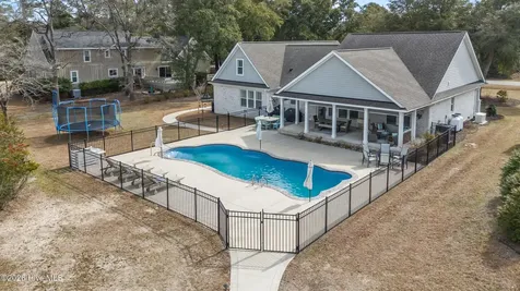 102 Olde Point Loop Hampstead NC 28443