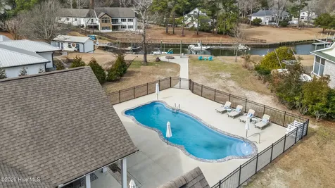 102 Olde Point Loop Hampstead NC 28443