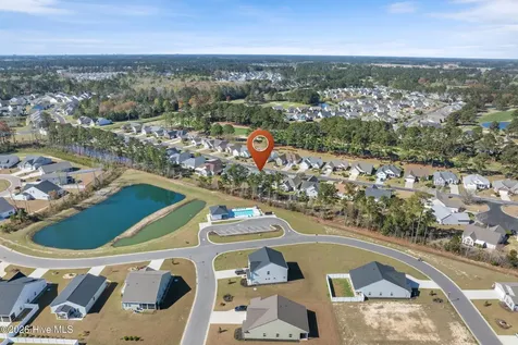 662 Meadowbrook Lane NW Calabash NC 28467