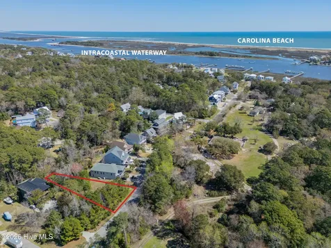 913 Salt Spray Lane Wilmington NC 28409