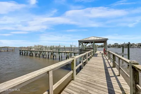913 Salt Spray Lane Wilmington NC 28409