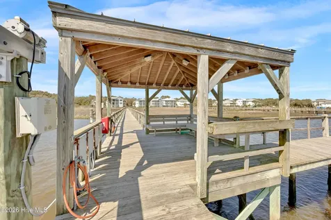913 Salt Spray Lane Wilmington NC 28409