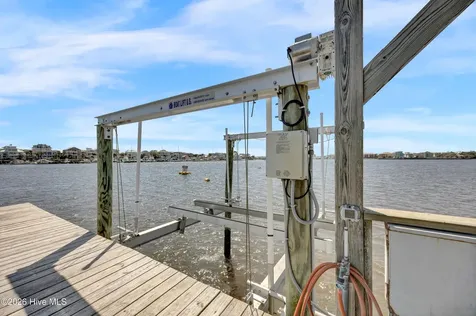 913 Salt Spray Lane Wilmington NC 28409
