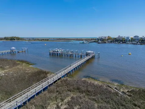 913 Salt Spray Lane Wilmington NC 28409