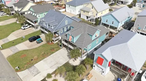 1413 Croaker Lane Carolina Beach NC 28428
