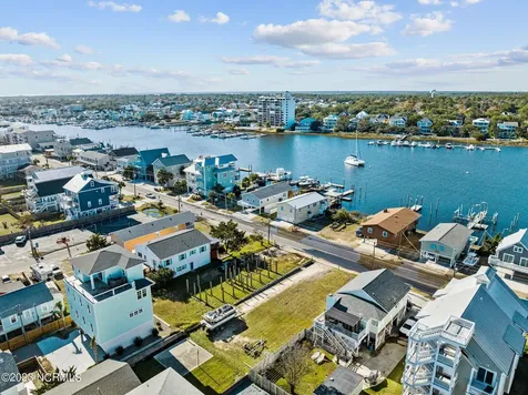 906 Canal Drive Carolina Beach NC 28428