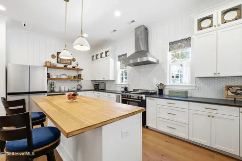 6108 Harbor Oaks Drive Southport NC 28461