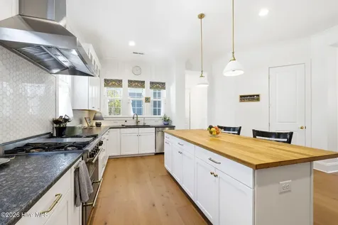 6108 Harbor Oaks Drive Southport NC 28461