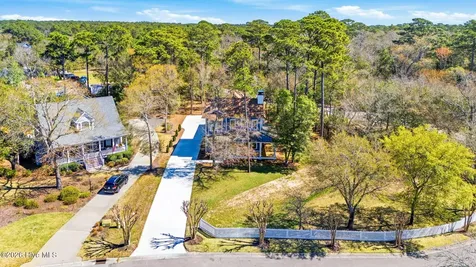 6108 Harbor Oaks Drive Southport NC 28461