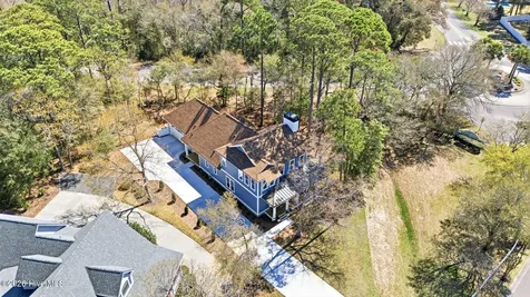 6108 Harbor Oaks Drive Southport NC 28461