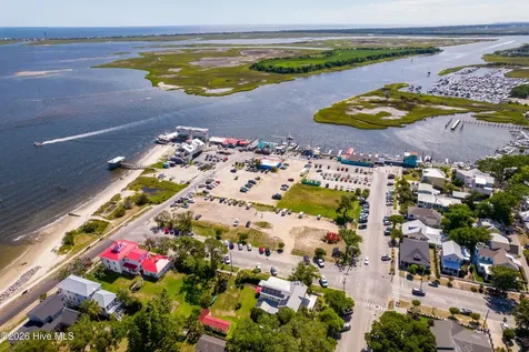 6108 Harbor Oaks Drive Southport NC 28461