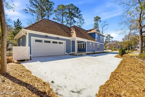 6108 Harbor Oaks Drive Southport NC 28461