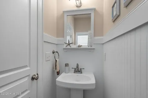 325 Live Oak Street Emerald Isle NC 28594