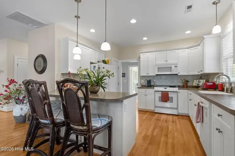325 Live Oak Street Emerald Isle NC 28594