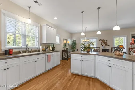 325 Live Oak Street Emerald Isle NC 28594