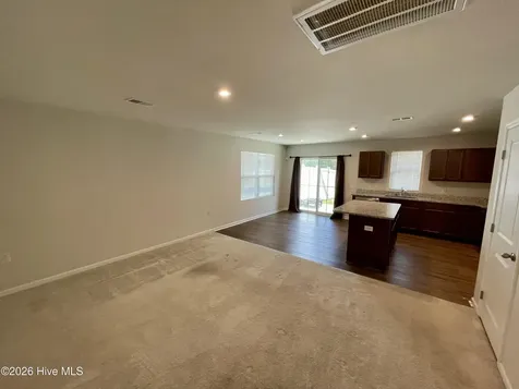 3178 Edgehill Drive Navassa NC 28451