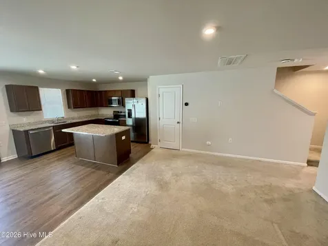 3178 Edgehill Drive Navassa NC 28451