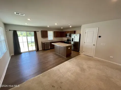 3178 Edgehill Drive Navassa NC 28451