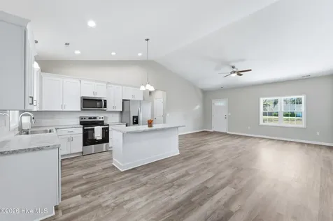 1992 Catherine Lake Road Richlands NC 28574